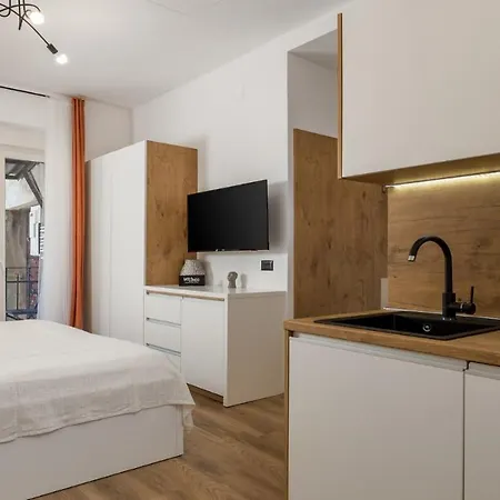 Apartments Bristol Rijeka Exterior photo